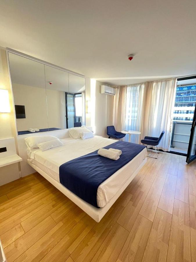 Orbi City Batumi Aparthotel Eksteriør bilde